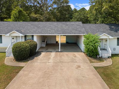 1215 Pine Hill Dr
