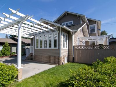 1126 E 29th Ave #1128