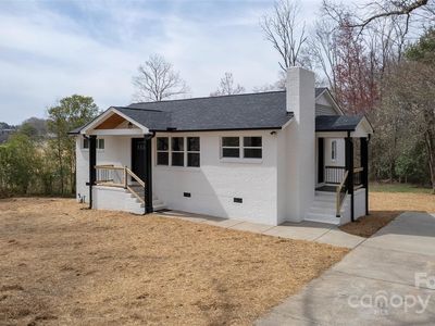 244 Stilwell Oaks Cir