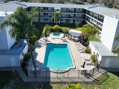 4050 4th St N APT 229