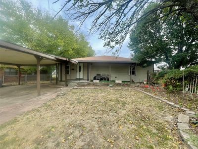 Property at 612 W 3rd St, Skiatook, OK