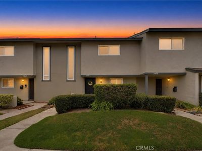 5470 Cajon Ave