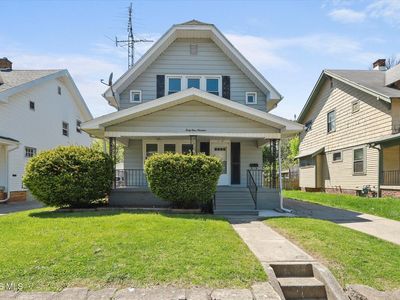 4119 Parrakeet Ave