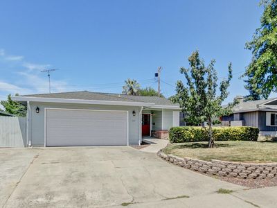 Property at 208 Baldwin Ave, Roseville, CA