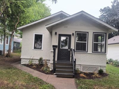 1264 Bush Ave