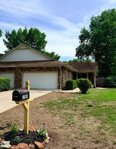 1509 E Tanglewood Rd