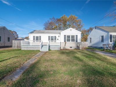 302 Maney Dr