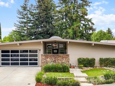 316 Leon Pl