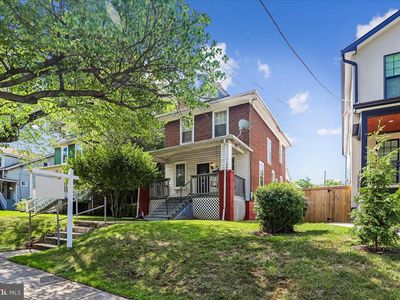 2227 Newton St NE