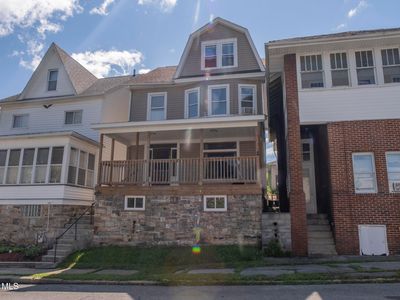 325 Bell Ave
