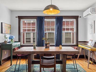 75 Rossmore Rd APT 2