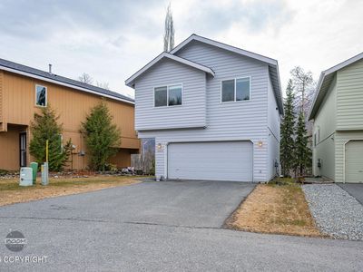 20310 Glacier Park Cir