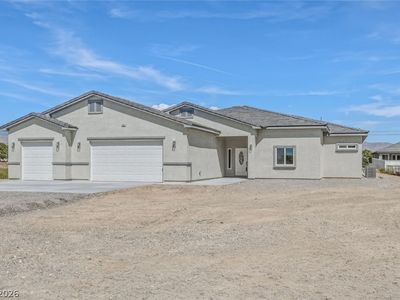 2981 Torrey Pines Ave