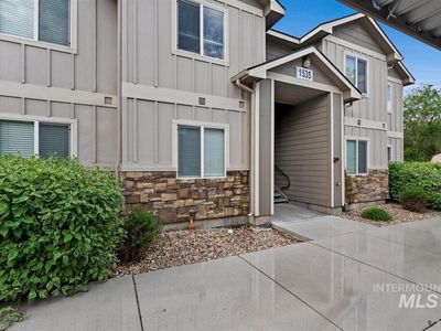 1535 W Alexandra Ln