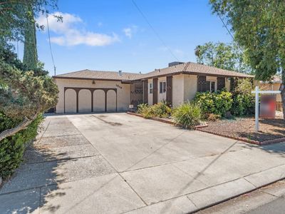 1908 Cindy Ave