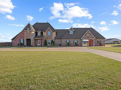 2700 E Lawter Rd