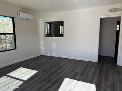 156 W 44th St