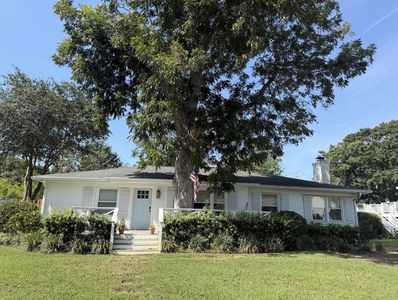 1431 Barbara St