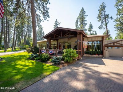 10095 N Pines Rd