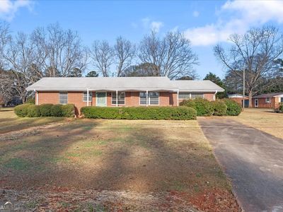 Property at 801 Berkshire Dr, Washington, GA