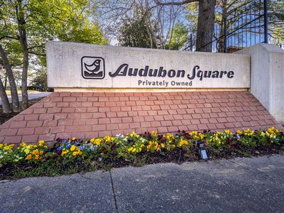 805 Creekside Dr #105