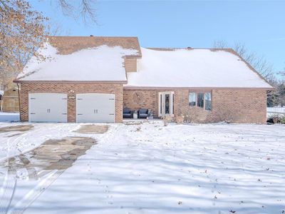 6413 Oak Dr