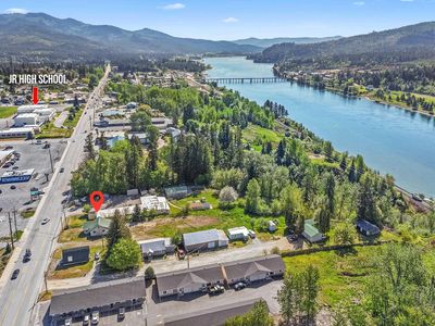 5518 Us Highway 2