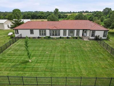 1005 W Main St