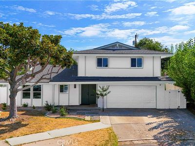 1243 E Live Oak Ct