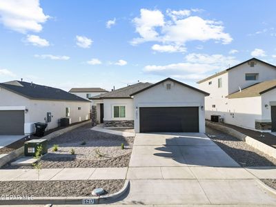 13869 Paseo De Gloria Ave