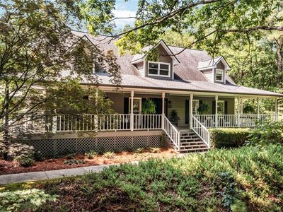 317 Green Ridge Rd SE