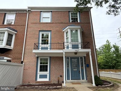 7927 Central Park Cir