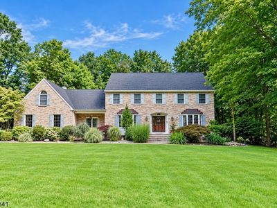 2 Continental Dr