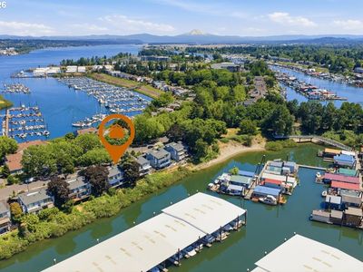 620 N Tomahawk Island Dr