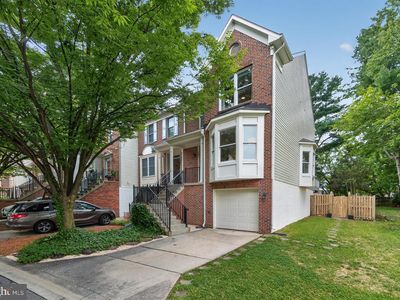 121 Swarthmore Ave