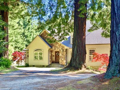 250 Steeps Ln