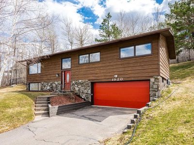 1920 Hutchinson Rd