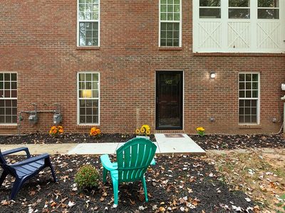 1166 Booth Rd SW APT 402