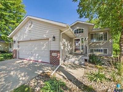 Property at 7016 W 50th St, Sioux Falls, SD