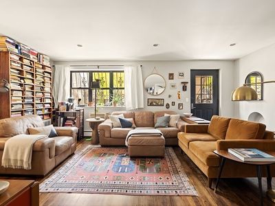 109 Pulaski St