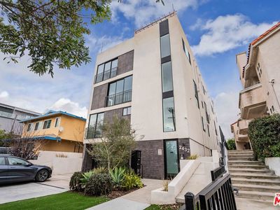 2432 Penmar Ave APT 201