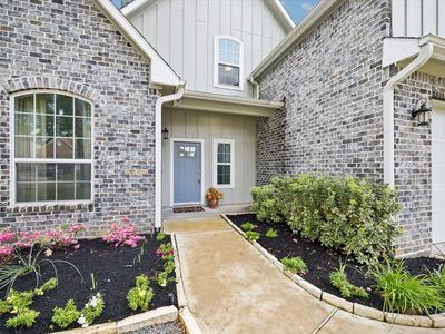 13219 Salem Cir