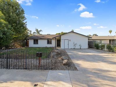 1741 W Vine Avenue