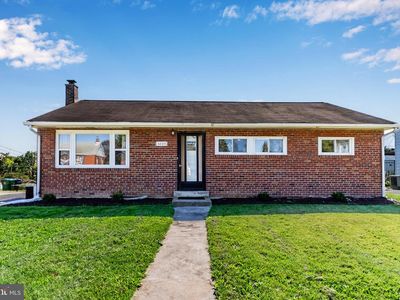 5223 Crestwood Dr