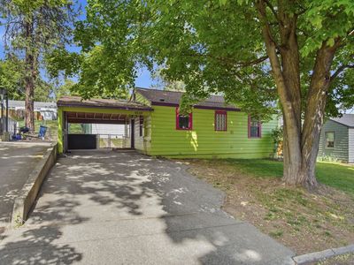 3110 W Trinity Pl