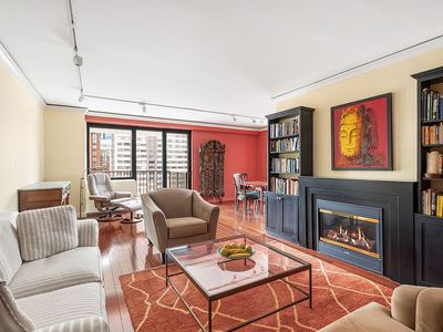 10 W 66th St APT 29E
