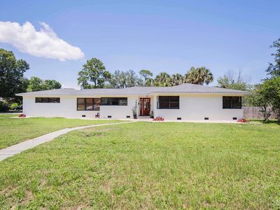 1900 Morningside Dr