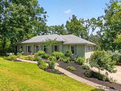 1234 Jefferson Davis Dr