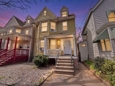 63 Linden Ave