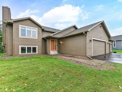 S70W19780 Thornapple COURT